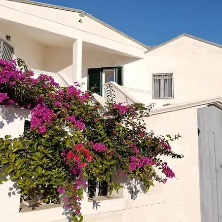 Uitzicht Op Zee-casa Gino In Apulie * San Pietro in Bevagna